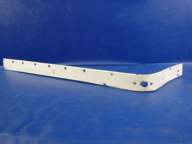 0520005-13 Cessna - WING FAIRING - -RH (Cracked - See photos)